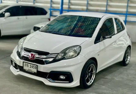 Honda Brio 1.2V AT เครื่องยนต์: เบนซิน เกียร์: ออโต้  ปี : 2013 สี: ขาว