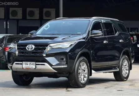 2021 Toyota Fortuner 2.4 V SUV 