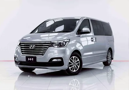 6B474 HYUNDAI H-1 2.5 ELITE AT 2019