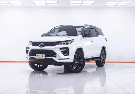 1E928 TOYOTA FORTUNER 2.8 GR SPORT BLACKTOP 4WD AT 2023