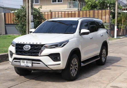 2021 Toyota FORTUNER 2.4  V SUV