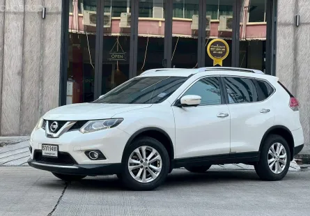 Nissan X-trail 2.0V 4x4WD ปี 2015 รถมือเดียว ขายถูกมาก 