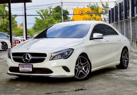 Mercedes-Benz CLA-Class CLA200 2017 รถบ้านสวยๆ ไมล์น้อย 