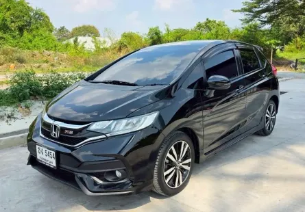 2019 Honda JAZZ 1.5 i-VTEC RS รถเก๋ง 5 ประตู รถบ้านแท้ 