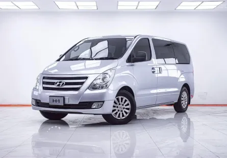 1E884 HYUNDAI H-1 2.5 TOURING AT 2018