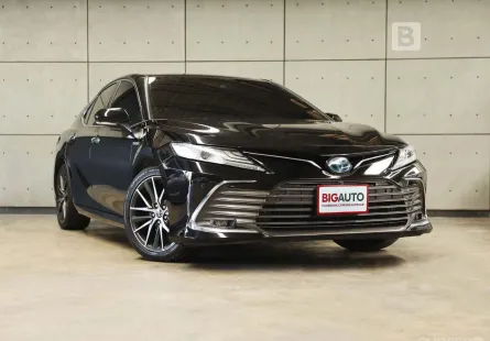 2022 Toyota CAMRY 2.5 HEV Premium Luxury Sedan AT ไมล์แท้ รับประกันตัวรถ 5 ปี 150,000 KM B8714