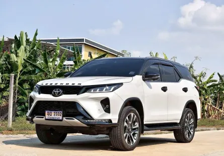 Toyota Fortuner 2.4 ​Legender A/T ปี 2022 จด 2023