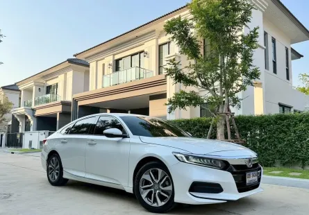 Honda Accord 1.5 TURBO 2019 รถบ้านสวยพร้อมใช้งาน. 