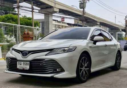 2022 Toyota CAMRY 2.5 HEV Premium รถเก๋ง 4 ประตู 