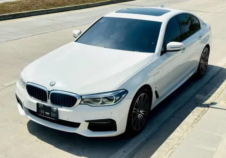 รถมือเดียว ป้ายแดง ไมล์แท้ BMW 530e 2.0 M SPORT PLUG IN HYBRID LCI G30 ปี 2019 