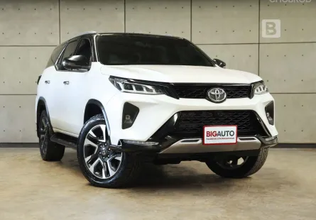 2022 Toyota FORTUNER 2.4 Legender Black top 4WD SUV AT ไมล์แท้ รับประกันตัวรถ 5 ปี 150,000 KM B6424