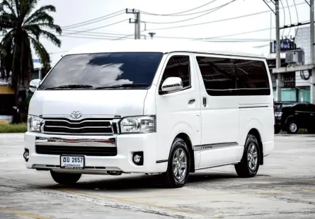 Toyota Ventury 2.7 ปี 2018 เหมาะสำหรับธุรกิจและครอบครัว