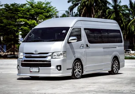 Toyota COMMUTER 3.0 D4D ปี 2015 ภายใน VIP พร้อมใช้งาน