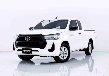 6B512 TOYOTA HILUX REVO 2.4 MID Z EDITION SMART CAB MT 2020