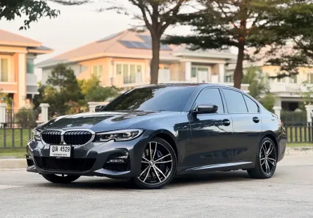 2021 BMW 3 Series 2.0 330e รถเก๋ง 4 ประตู รถบ้านแท้ ไมล์น้อย มือเดียวป้ายแดง  