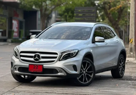 Benz GLA-Class 1.6 GLA200 สภาพสวย ใช้น้อย เซอร์วิสถึงๆมีบิล พร้อมใช้ 