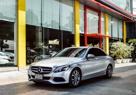 Mercedes-Benz C-Class C350e 2017 สภาพเยี่ยมไมล์น้อย มือเดียวป้ายแดง เจ้าของขายเอง  