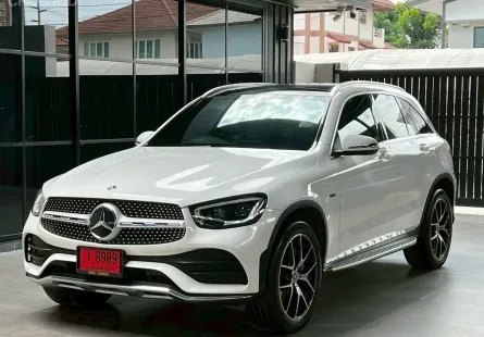 Mercedes-Benz GLC-Class GLC300e 2023 รถสวยพร้อมใช้งาน ไมล์น้อย 30,000 km .มือเดียวป้ายแดง  