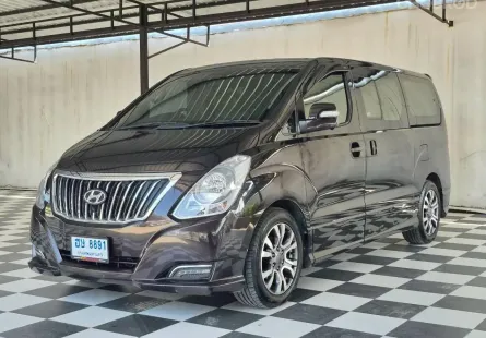 HYUNDAI H1 2.5 DELUXE เกียร์ออโต้ ปี 2017