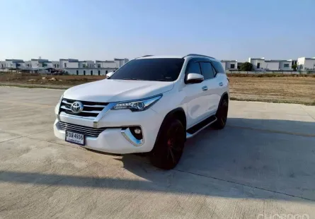2018 TOYOTA FORTUNER 2.4 V AUTO 2WD รถมือเดียว