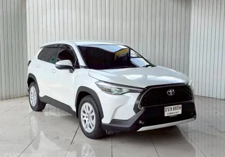 TOYOTA COROLLA CROSS 1.8 SPORT ปี 2023 สีขาว โฉม ปี20-ปัจจุบัน