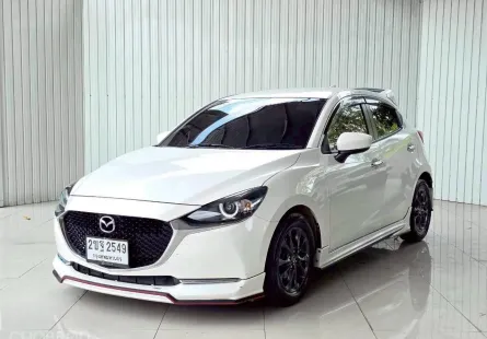 MAZDA2 1.3 Sport S Leather ปี 2022 สีขาว  โฉม ปี14-ปัจจุบัน 5Dr