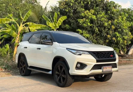 Toyota Fortuner 2.8 TRD Sportivo 2WD BLACK TOP ปี 2018