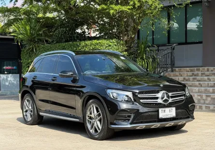 2019 BENZ GLC250D AMG รถมือเดียวออกป้ายแดง วิ่งน้อย เข้าศูนย์ทุกระยะ รถไม่เคยมีอุบัติเหตุครับ