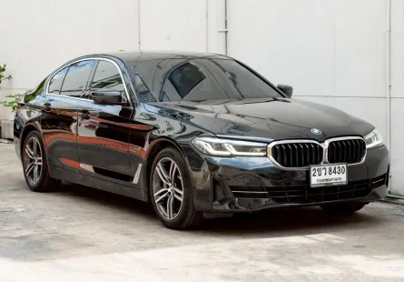 BMW 5 Series 2.0 530e 2022 รถสวยมือเดียว สภาพดีเยี่ยม. ไมล์น้อย  ประวัติดี  