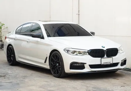 BMW 5 Series 530e 2020 รถสวยไมล์แท้จากศูนย์ 