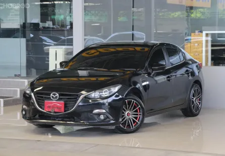 Mazda 3 2.0 C ปี 2015 รถบ้านมือเดียว จอแอนดรอย ใช้น้อยเข้าศูนย์ตลอด ไม่เคยติดแก๊ส สวยเดิม ฟรีดาวน์