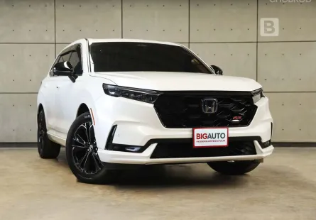 2023 Honda CR-V 2.0 e:HEV RS AWD SUV AT ไมล์แท้ 1 หมื่น Ultimate Care 5 ปี 140,000 KM B1952