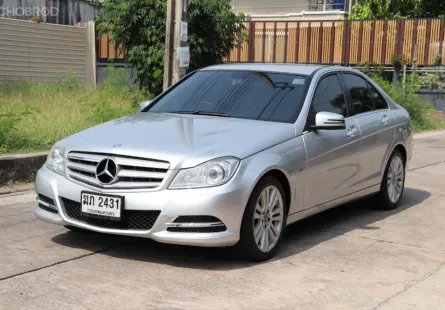 2012 Mercedes-Benz C-Class 1.8 C200 รถเก๋ง 4 ประตู 