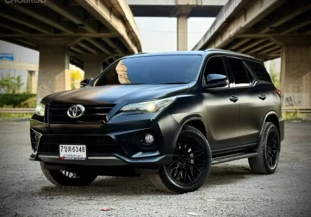 2015 Toyota Fortuner 2.8 V SUV ดาวน์ 0%