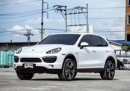 Porsche Cayenne S Hybrid 4WD SUV