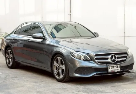 Mercedes-Benz E-Class E220d 2020 มือเดียว ออกศูนย์เบนซ์  