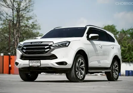 Isuzu MU-X 1.9 ULTIMATE AT 2WD ปี 2020  รถครอบครัว ขับสบาย ๆ อัตราเร่งดี รถพร้อมใช้งานเลย 