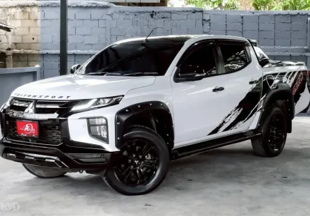  MITSUBISHI TRITON ATHLETE 2.4 MIVEC PLUS สี่ประตู A/T ปี2020(แท้)(mnc) สีขาว 