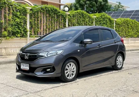 Honda Jazz 1.5V+ i-VTEC 2018 พร้อมใช้งานทันที