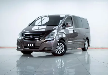 2B350 HYUNDAI H-1 2.5 ELITE AT 2015
