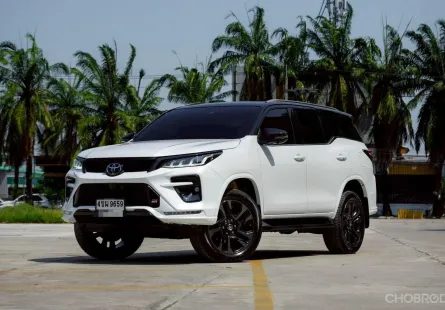 TOYOTA FORTUNER 2.8 GR Sport (Black Top) 4WD AT 2023
