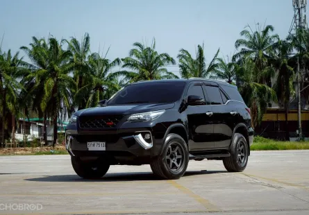 TOYOTA FORTUNER 2.4 V 2WD AT 2017