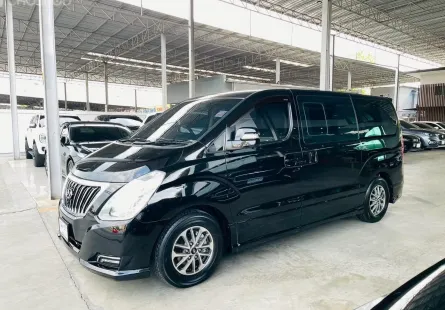 Hyundai H-1 2.5 Deluxe 2018 รถสวยไมล์แท้ดูแลดี