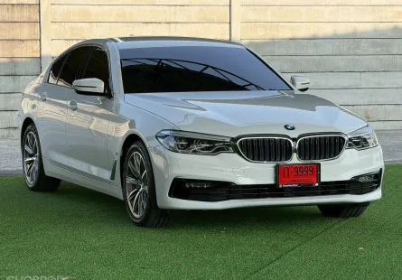 BMW 530e ELITE (Plug-in Hybrid) ปี 2019 สีขาว