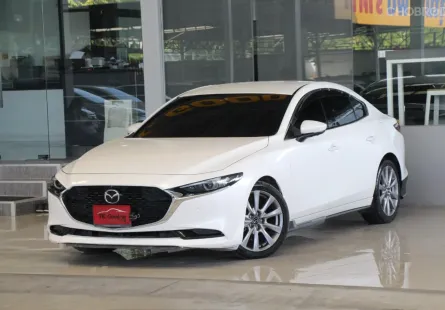 Mazda 3 2.0 SP ปี 2021 รถบ้านมือเดียว ใช้น้อยเข้าศูนย์ตลอด สวยเดิมทั้งคัน ยางสวย ออกรถ0บาท