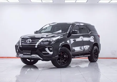 1F157 TOYOTA FORTUNER 2.4 V 2WD AT 2017