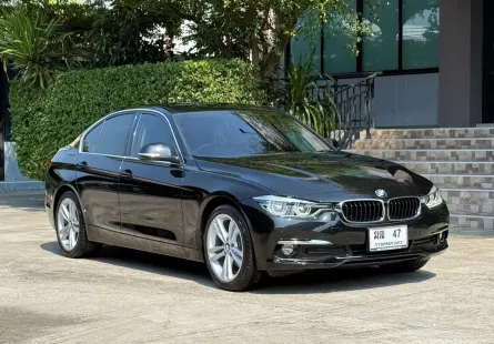 2018 BMW 320D CELEBRATION EDITION LCI F30 รถมือเดียวป้ายแดง วิ่งเพียง 45,000กม รถไม่มีอุบัติเหตุครับ
