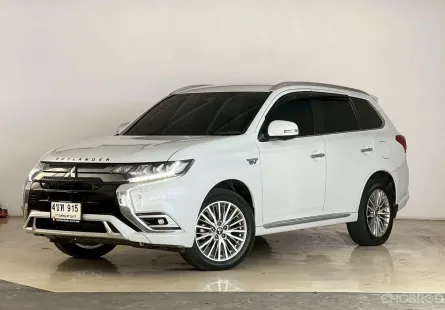 ใช้น้อยส่วนใหญ่จอดที่ทำงาน  MITSU OUTLANDER 2.4 PHEV GT PREMIUM 4WD จดปี 2023