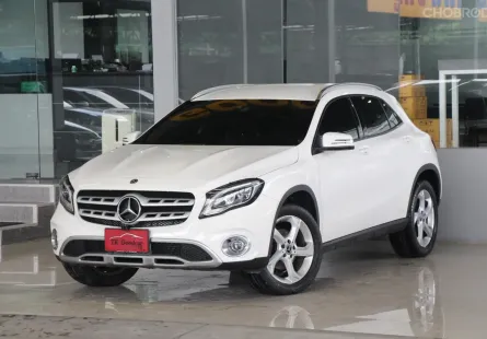 Mercedes-Benz GLA-Class 1.6 ปี 2020 ไมล์แท้แน่นอน5x,xxxโล รถบ้านแท้มือเดียว สวยเดิมทั้งคัน ออกรถ0บาท