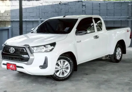 TOYOTA HILUX REVO 2.4 Z EDITION ENTRY CAB M/T ปี2021 จด ปี2022(mnc) โฉมหมูป่า สีขาว
